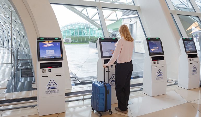 Onlayn-uçuş-qeydiyyatına-aid-foto-(check-in).jpg