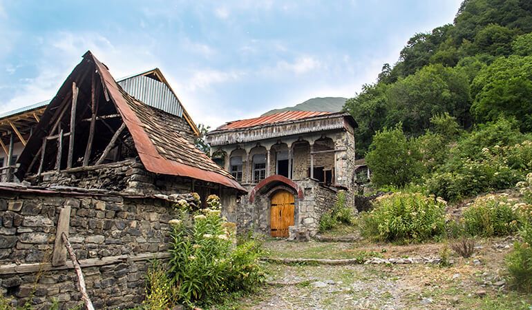 Saribas_kendi_ve_etnik_medeniyyet.jpg